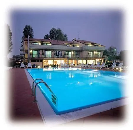 Yachting Hotel Mistral Sirmione 3*,  Italy