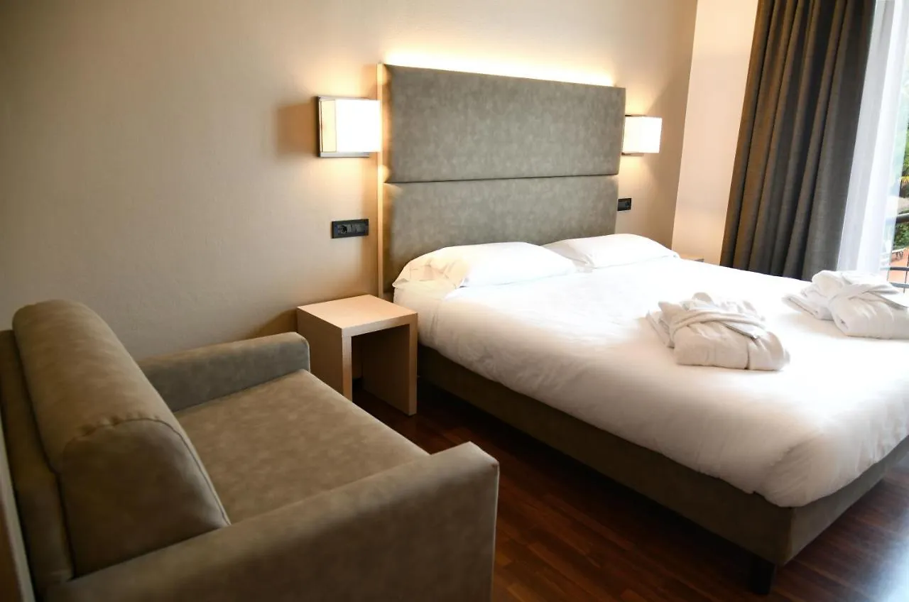 Yachting Hotel Mistral Sirmione