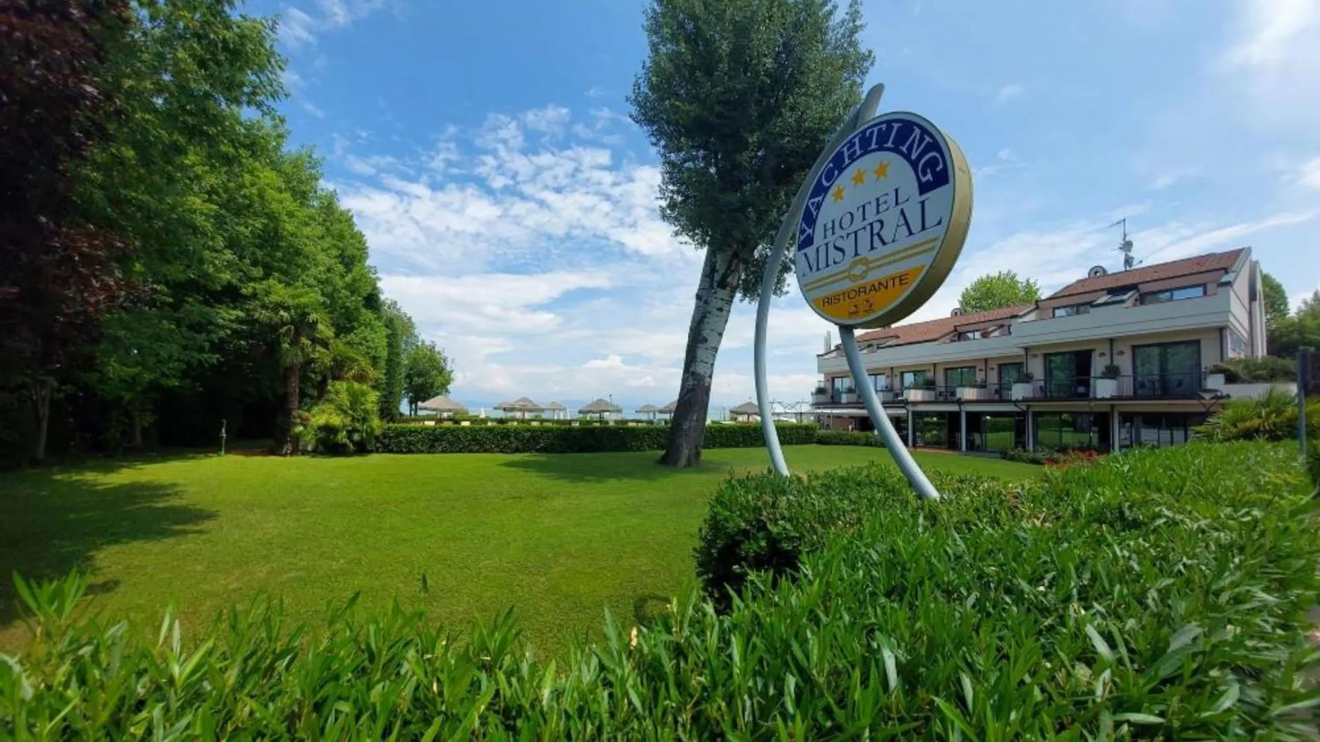 Yachting Hotel Mistral Sirmione